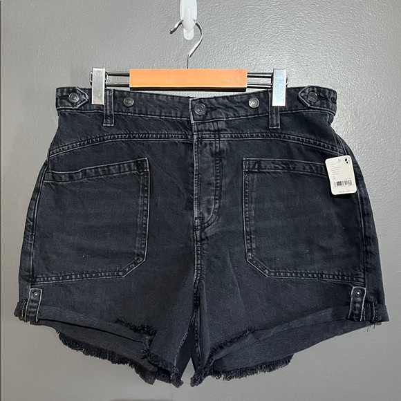 We The Free Palmer Denim Shorts NWT - Picture 13 of 14